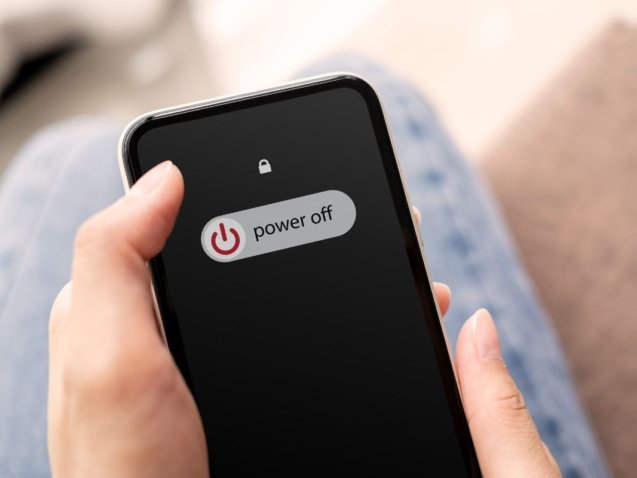 how to turn off Android phone